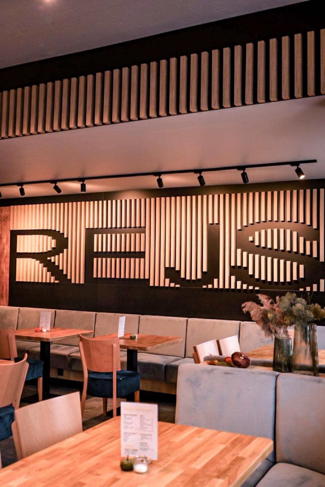 Dom Goscinny Z Restauracja - Rejs จีฟโนฟ ภายนอก รูปภาพ